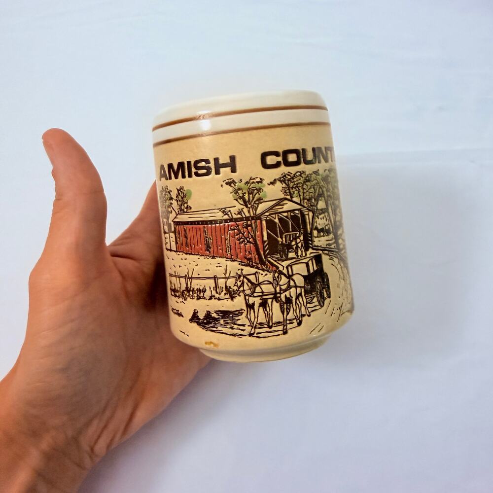 Vintage 70s Amish Country Horse & Buggy Engraved Coffee Cup